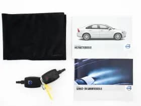 Volvo S40 thumbnail 25