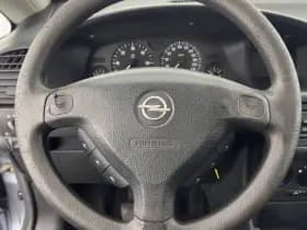 Opel Zafira thumbnail 15