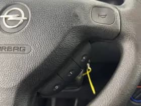 Opel Zafira thumbnail 16