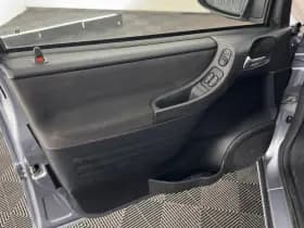 Opel Zafira thumbnail 19