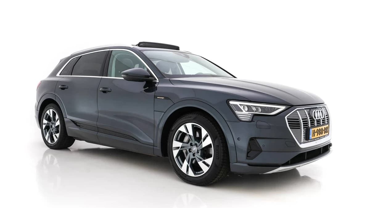 Audi E tron — foto 1