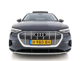 Audi E tron thumbnail 2