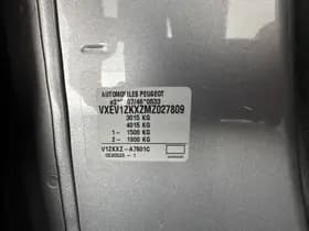 Opel Vivaro thumbnail 25