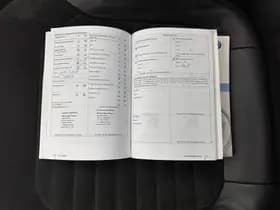 Volkswagen Passat thumbnail 32