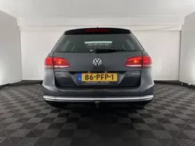 Volkswagen Passat thumbnail 6