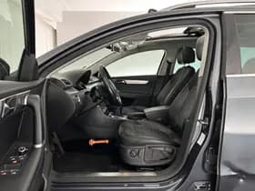 Volkswagen Passat thumbnail 10