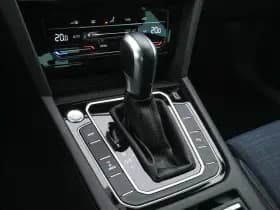 Volkswagen Passat thumbnail 13