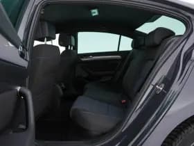 Volkswagen Passat thumbnail 10