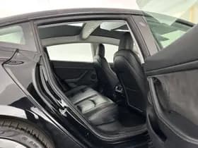 Tesla Model 3 thumbnail 12
