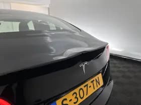 Tesla Model 3 thumbnail 34