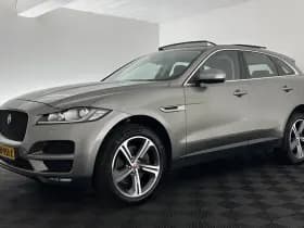 Jaguar F pace thumbnail 4