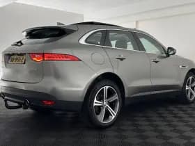 Jaguar F pace thumbnail 7