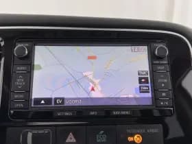 Mitsubishi Outlander thumbnail 14