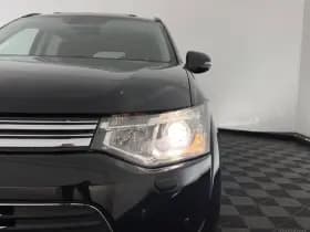 Mitsubishi Outlander thumbnail 25