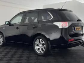 Mitsubishi Outlander thumbnail 5