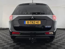 Mitsubishi Outlander thumbnail 6