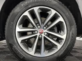 Jaguar F pace thumbnail 27