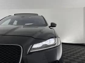 Jaguar F pace thumbnail 28