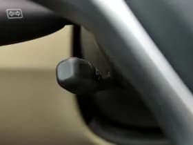 Tesla Model s thumbnail 19