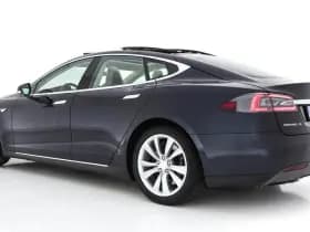 Tesla Model s thumbnail 5
