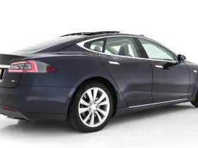 Tesla Model s thumbnail 7