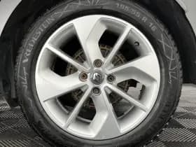 Renault Clio thumbnail 23