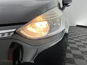 Renault Clio thumbnail 24