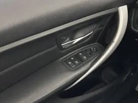 Bmw 3 serie thumbnail 21