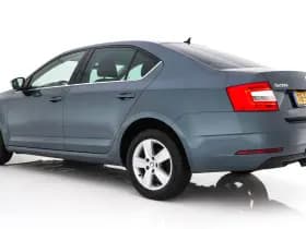 Skoda Octavia thumbnail 5