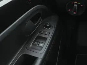 Volkswagen E up thumbnail 22