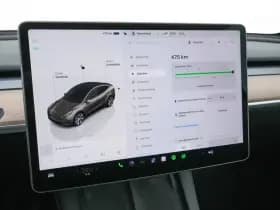 Tesla Model y thumbnail 15