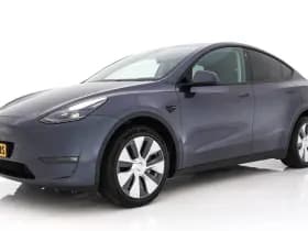 Tesla Model y thumbnail 4