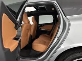 Volvo XC60 thumbnail 10