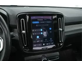 Volvo XC40 thumbnail 17