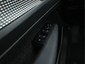 Volvo XC40 thumbnail 23