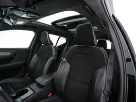 Volvo XC40 thumbnail 24