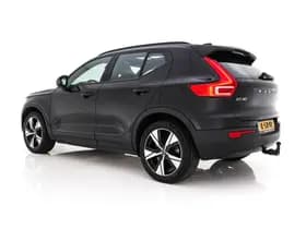 Volvo XC40 thumbnail 5