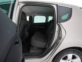 Peugeot 3008 thumbnail 10