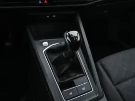 Volkswagen Golf thumbnail 13