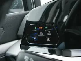 Volkswagen Golf thumbnail 20