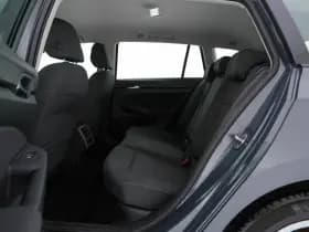 Volkswagen Golf thumbnail 10