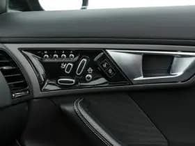 Jaguar F type thumbnail 22