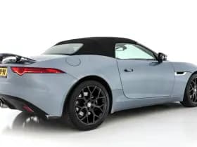 Jaguar F type thumbnail 37