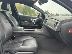 Jaguar Xf thumbnail 8