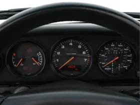 Porsche 911 thumbnail 19