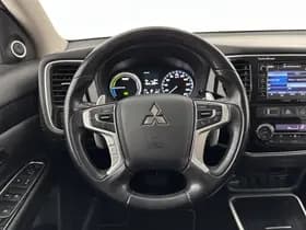 Mitsubishi Outlander thumbnail 20