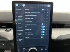 Ford Mustang mach e thumbnail 17