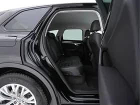 Volkswagen Touareg thumbnail 12