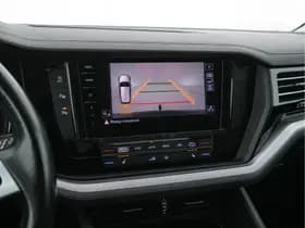 Volkswagen Touareg thumbnail 17