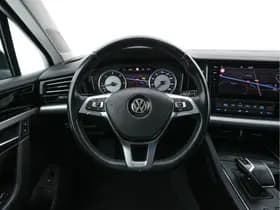 Volkswagen Touareg thumbnail 18